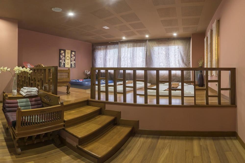 Thai Si Royal Thai Spa Lovadina Bagian luar foto
